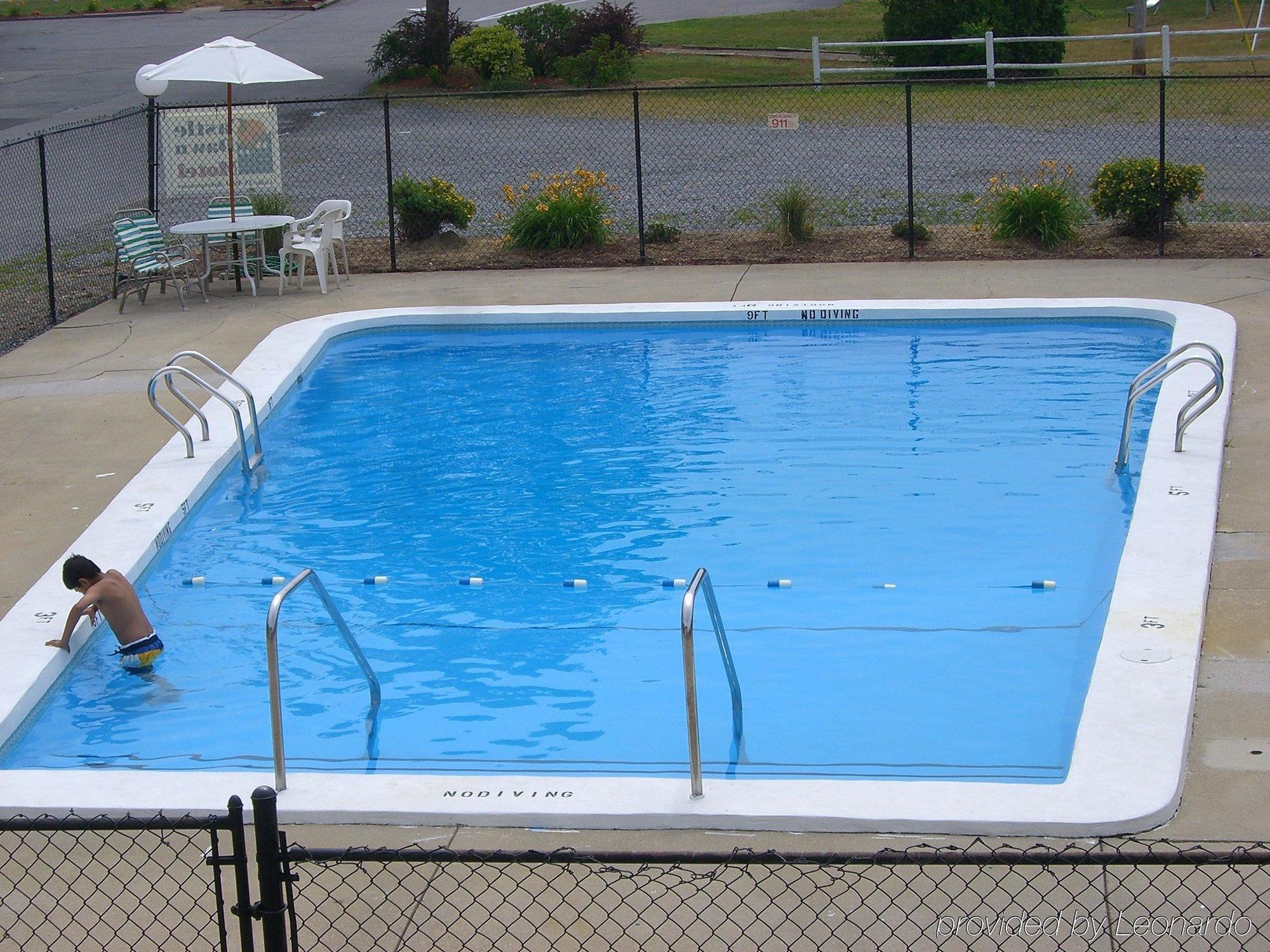 Howard Johnson By Wyndham West Yarmouth Cape Cod Екстер'єр фото